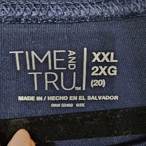 Time and Tru Pocket Tee Size XXL (20W) - Picture 2 of 3